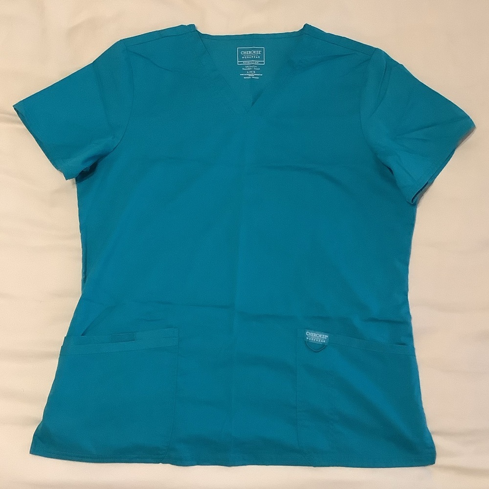 Cherokee Workwear Revolution Scrub Top, L Teal